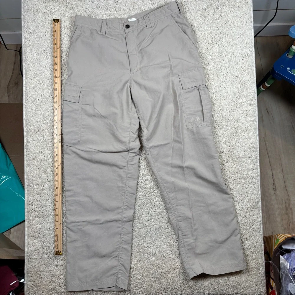 The North Face Mens Cargo Pants Khaki Utility Pockets Hiking Outdoor Size 36‎